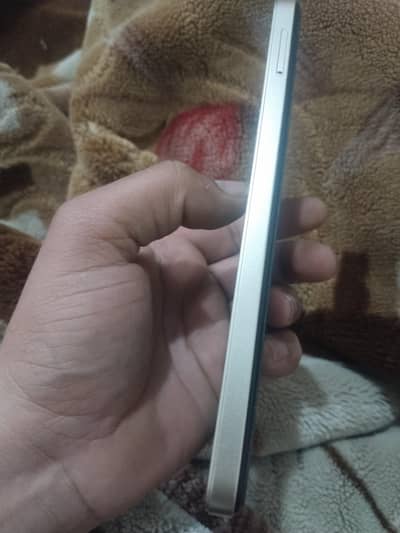 Techno Spark 20C 4+4 128