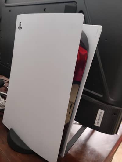 Playstation 5 PS5 in mint almost brand new condition