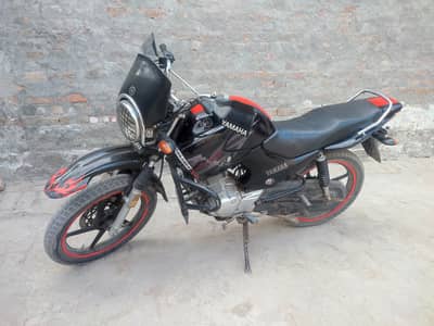 Yamaha YBR 125G 2016