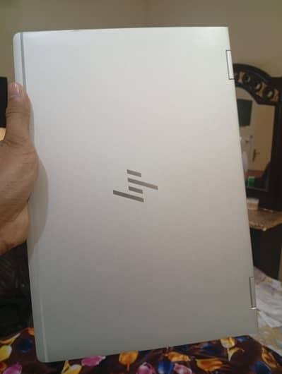 HP EliteBook x360 1030 G2. i5 7th Gen 8GB Ram 256GB SSD.