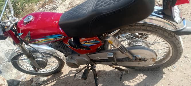 honda CG 125 10 by 8 condition red color