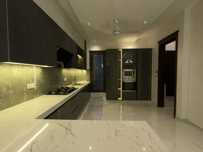 500 SQUARE YARDS UPPER PORTION FOR RENT IN PHASE 6 DHA KARACHI