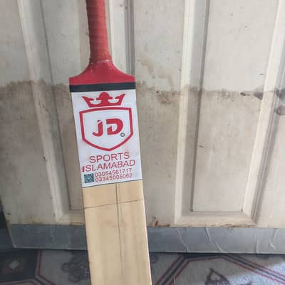 JD  cricket bat  with cover and guard