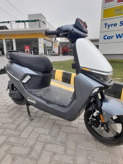 electric scooty bike