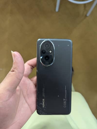 Honor 200 pta blocked price is final