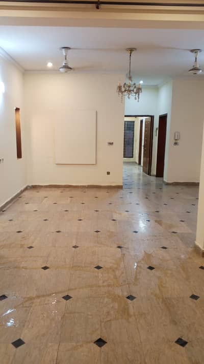 10 Marla Lower Portion For Rent Wapda Town Near Rehmat Market