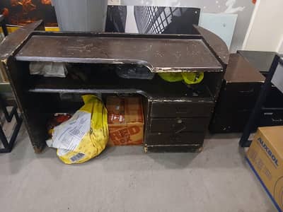 side table 4. office table large 1