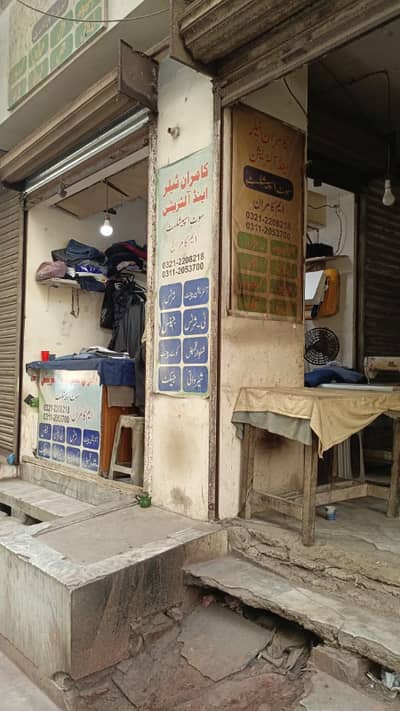 Double Shutter Corner Shop for Rent Near Dolmen Mall Clifton