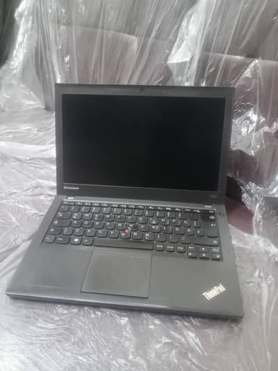 Lenovo slim laptop i5 4th 4gb 512gb 3/4 ghnty battery time no fault