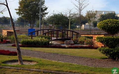 3 MARLA FACING PARK PLOT IN LDA APPROVED AREA AVAILABLE FOR SALE AT LOWEST RATE