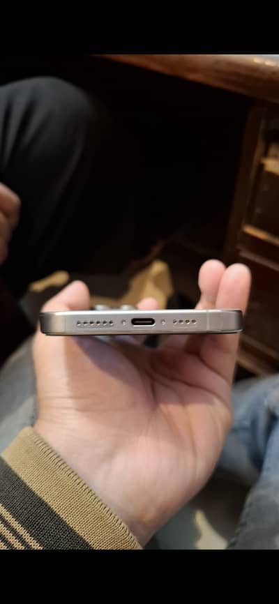 Iphone 15 pro max NoN PTA Factory unlocked 