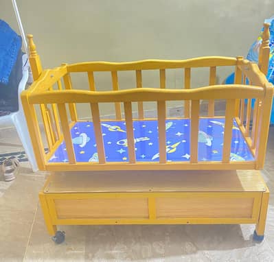 WOODEN BABY COT LIKE BRAND NEW (03115007890)