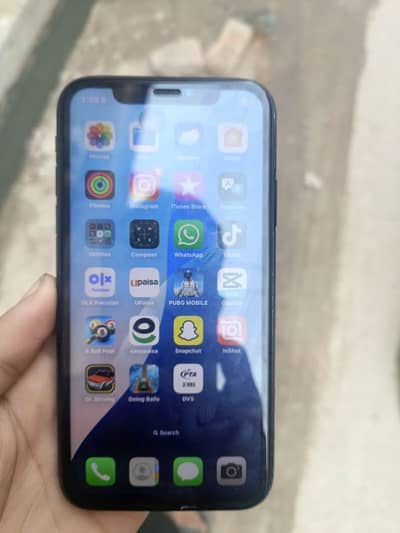 iPhone xr 64gb all ok 10/10 read discription