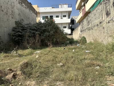 07 Marla Plot For Sale