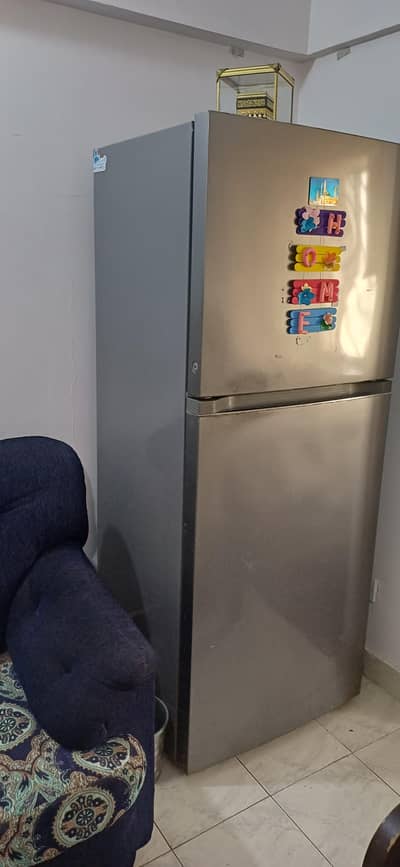 Haier 14 CUBIC FT Refrigerator