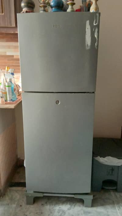 clean and in great condition - HAIER model HRF-246