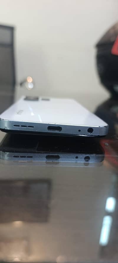 Infinix Hot 30i 8GB / 128GB Penal Changed without Charger