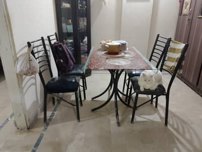 4 sitter Dining Table for sale