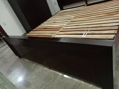 Bed, Side cupboard, dressing with mirror