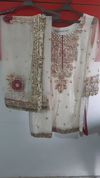 NIKKAH DRESsI