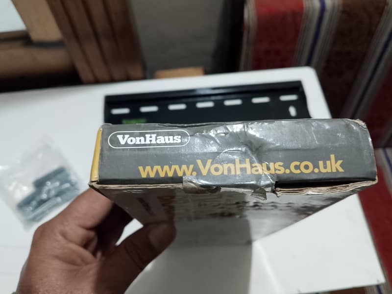 LCD TV WALL BRACKET 4