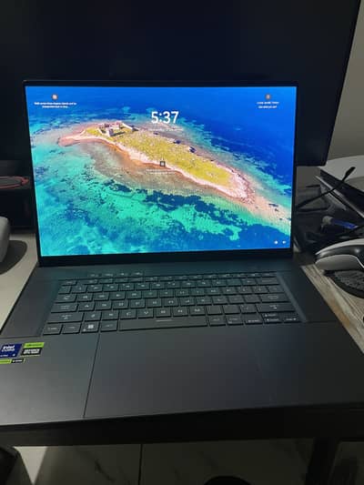 Asus ROG Zephyrus G16 2024