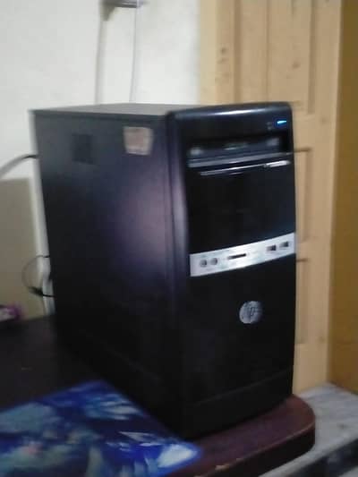 Gaming PC including monitor