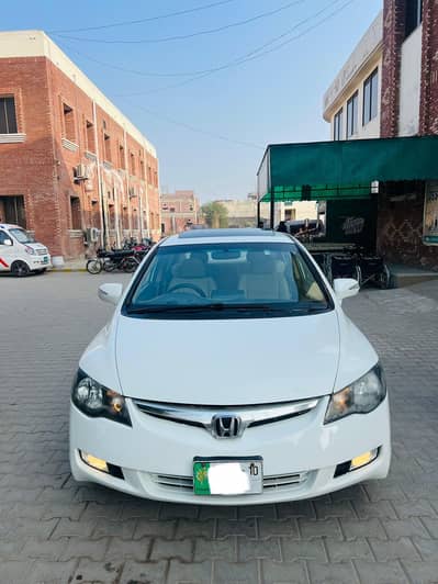 Honda civic 2010 FullOption