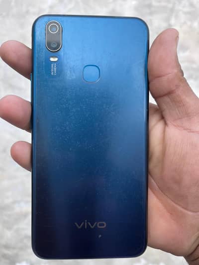 vivo y11