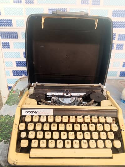 typewriter Brother deluxe manual