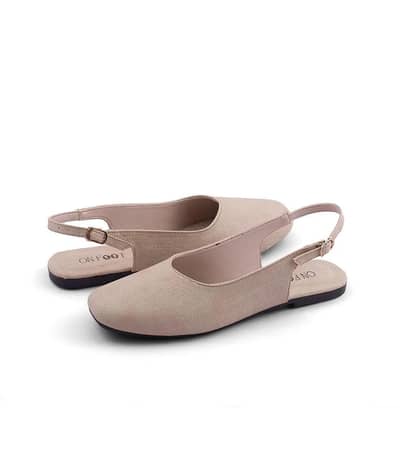 Slingback shoes available in different colors