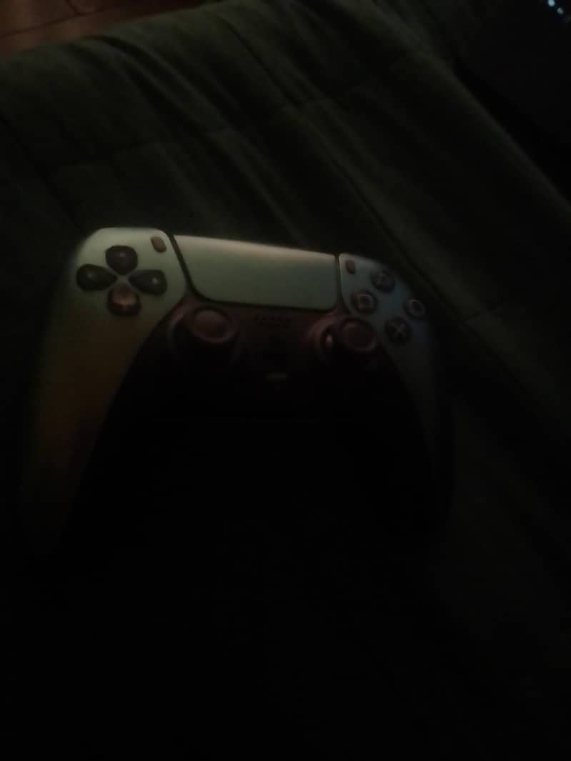 PS5 controller 1