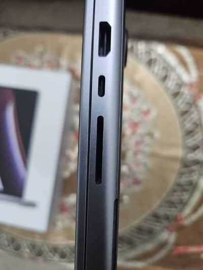 Apple MacBook pro M2