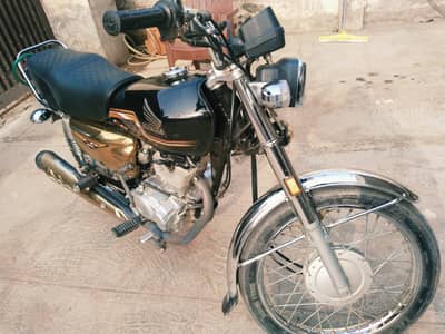 Honda 125 gold edition self start