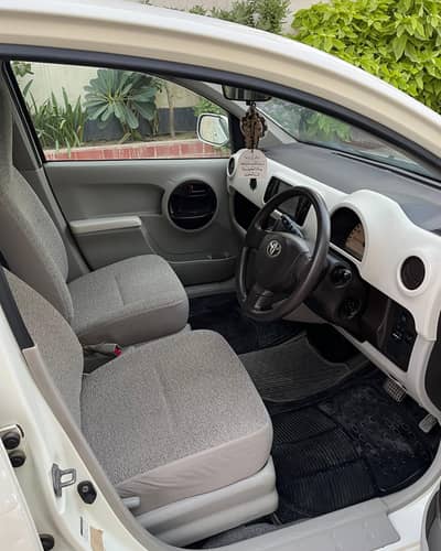 Toyota Passo Hana Plus Model 2011 Reg. 2014 Pearl White