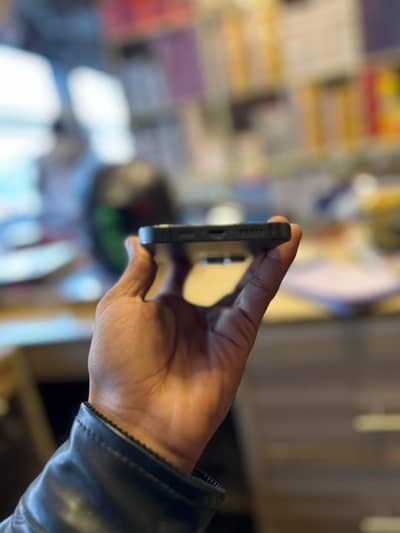 Urgent sale 13pro pta approved 256gb