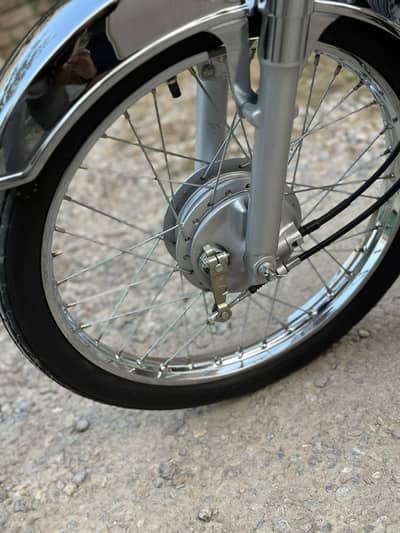 Honda 70 24/25 model