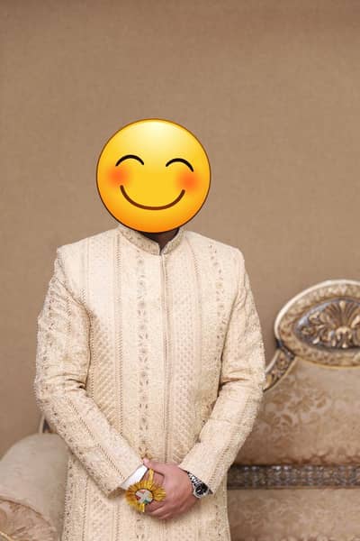 Elegant Men’s Off-White Sherwani with Heavy Embroidery – Wedding Wear
