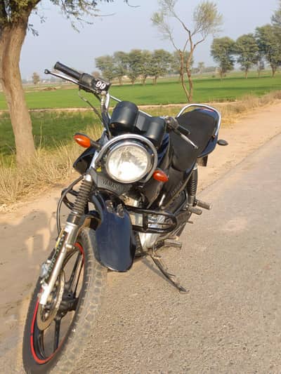 Yamaha YBR 125G - Lush Condition - Trekker Tires