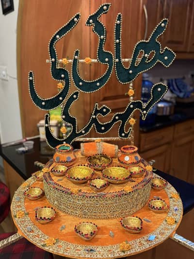 Mehndi Thaal & Velvet plates