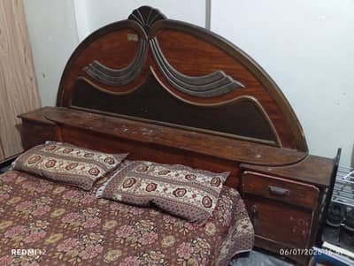 Double Bed King Size without Mattress