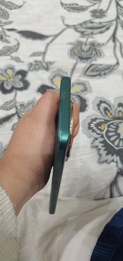 huwaei nova 12i 256 gb urgent sale