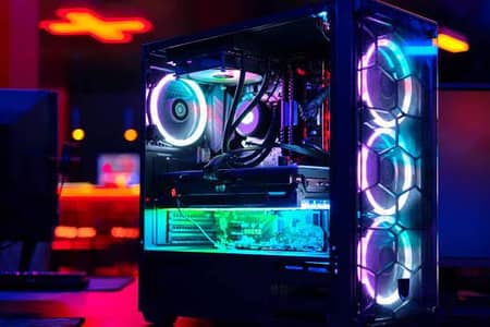 Gaming PC build, agar ap PC banwana chahtay hai to Whatsapp par ayein