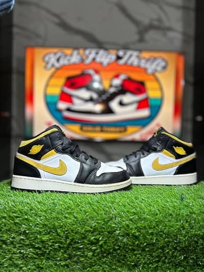 Nike Air Jordan 1 Mids