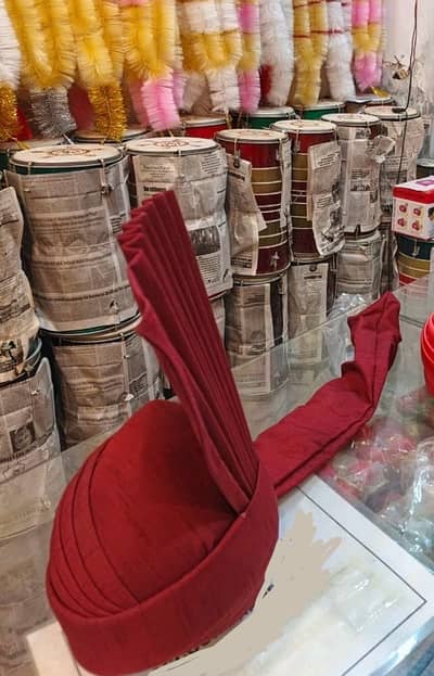 20 Men Paghari (Red colored)