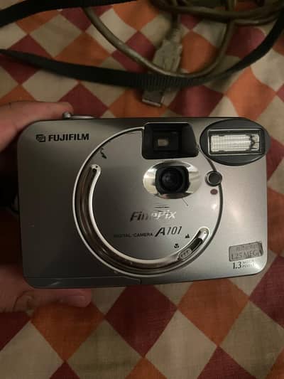 fujifilm FinePix A101 2001 model