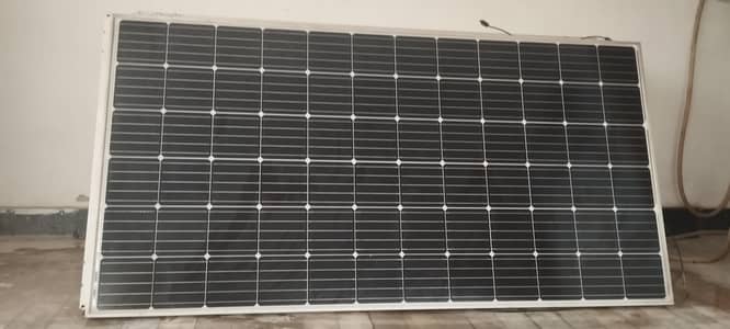 340 watt but high efficiency & power solar panel