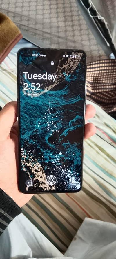 Im selling my OnePlus 9