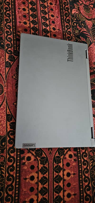 Lenovo Thinkbook yoga