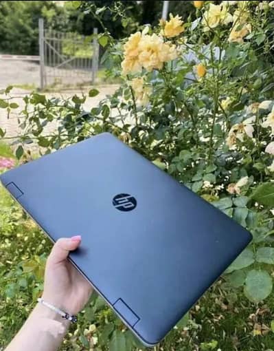 HP Core i7 6th Generation (Ram 8GB + SSD 256GB)15 Display 1080p